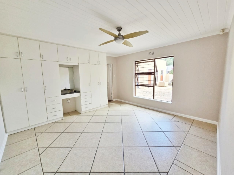 4 Bedroom Property for Sale in The Village Western Cape